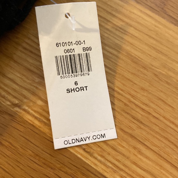 Old Navy Pop Icon Skinny Mid-Rise Jeans - Picture 3 of 3